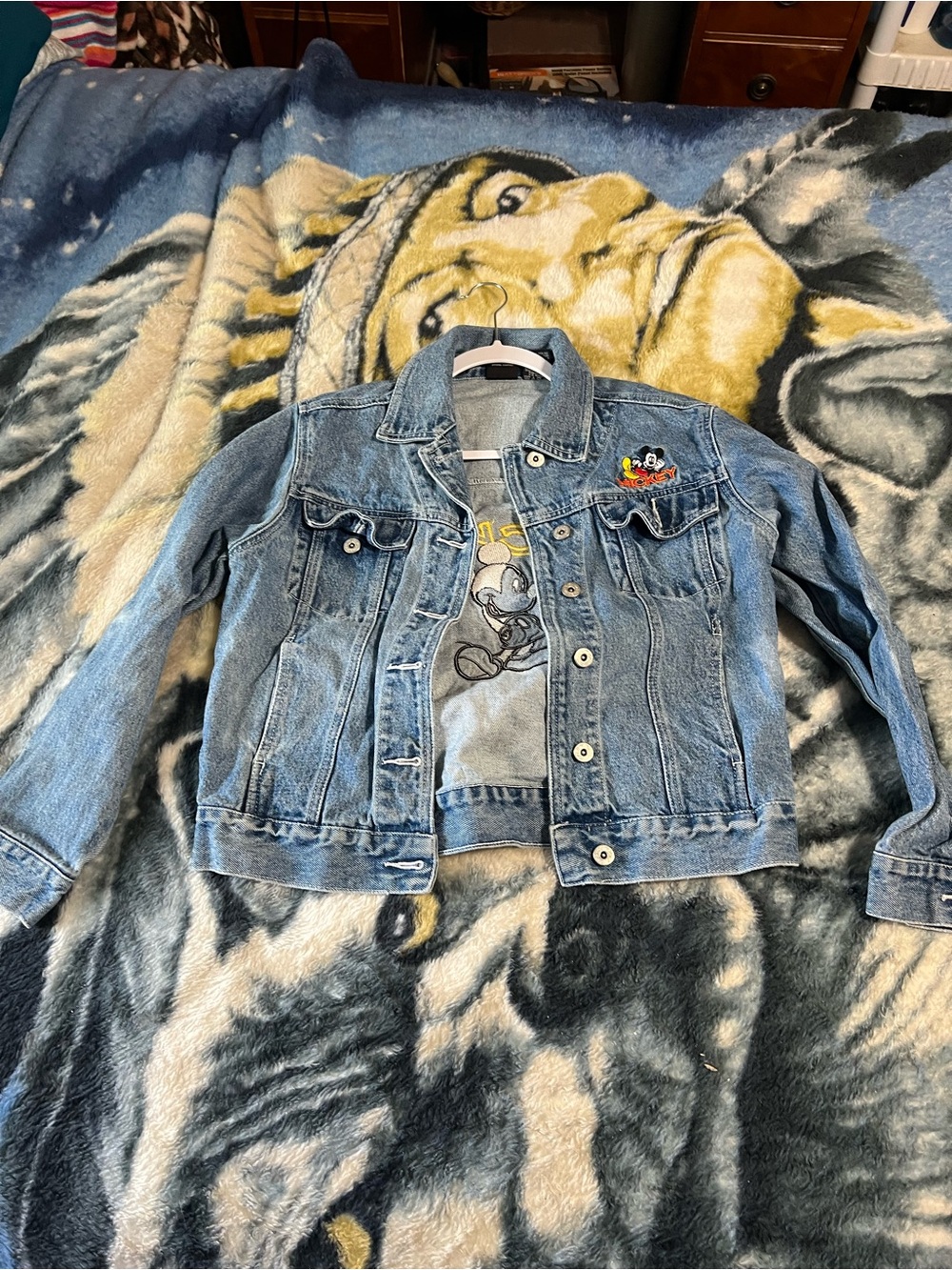 Vintage Mickey Inc Embroidered Denim Jean Jacket sz small  Mickey Unlimited